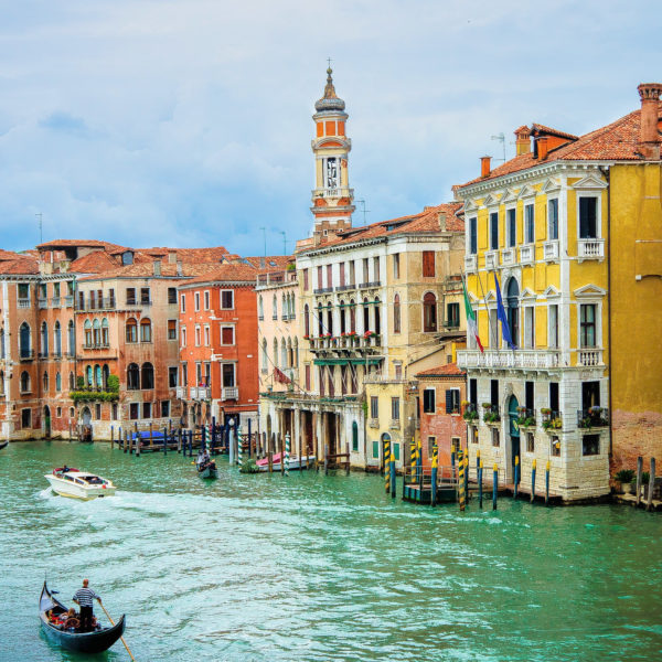 foto canal Grande con gondola Venezia